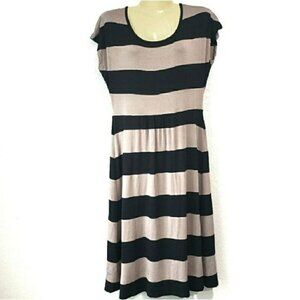 Venus Striped Dress Brown & Black‎ Women's Size Medium Short Sleeves